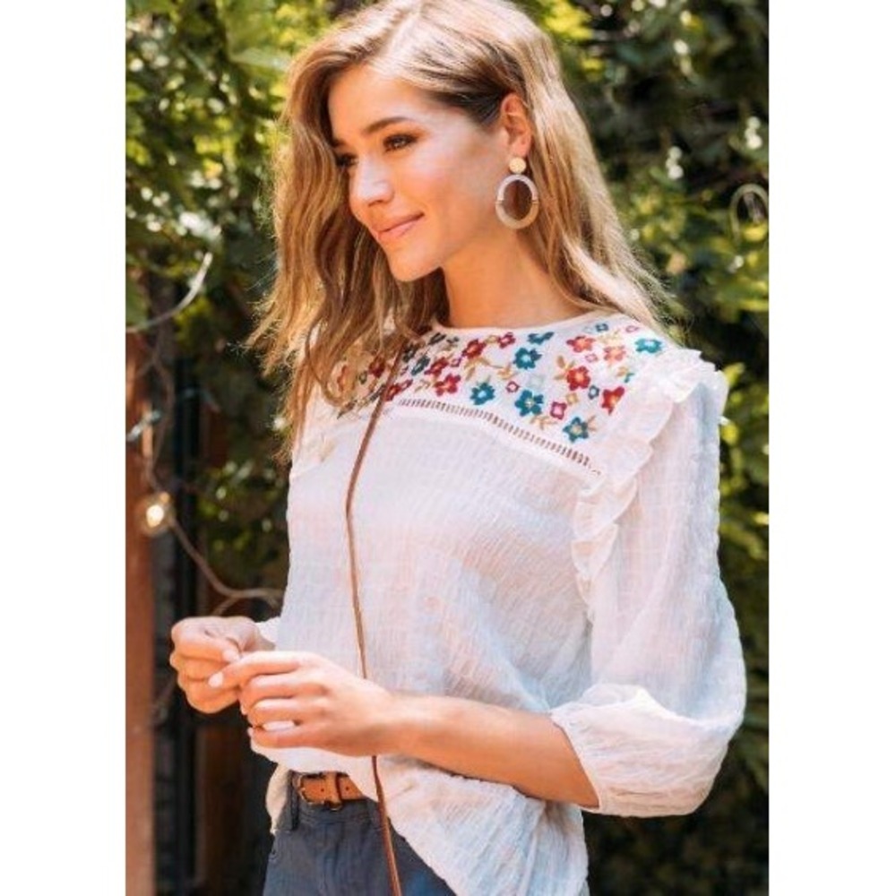 Francesca's‎ floral embroidered blouse Tunic XS White Festival Peasant Boho Top
